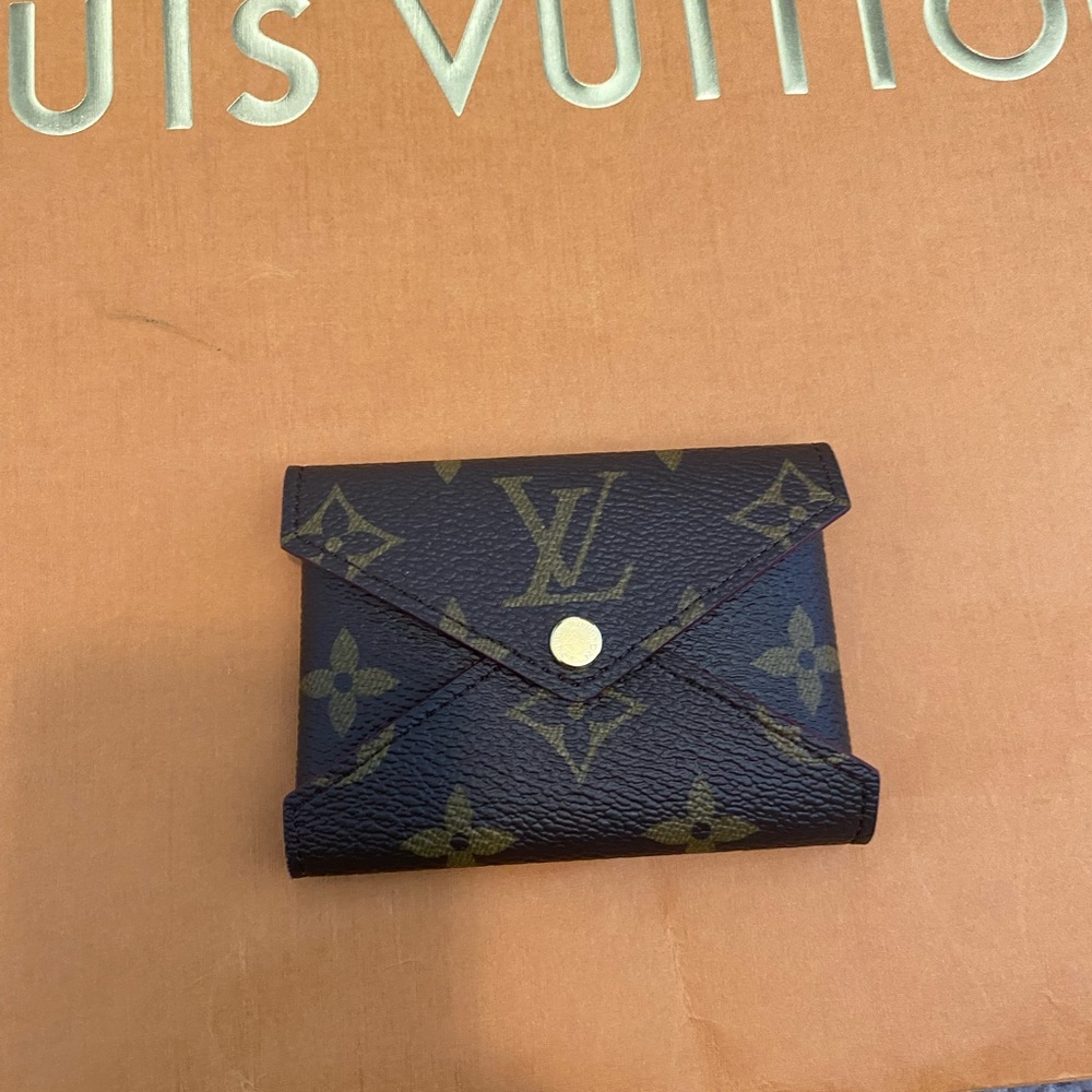Louis Vuitton Small Kiragami